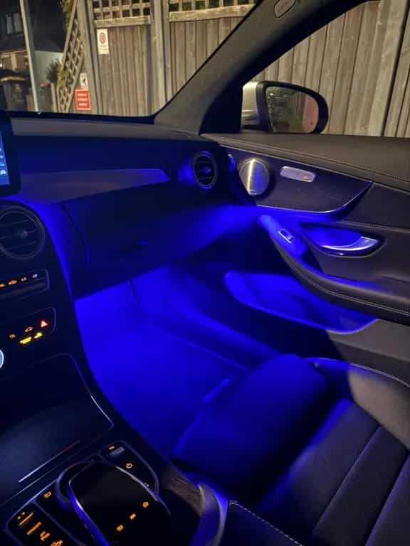 Mercedes-Benz C 200 Coupé AMG Line |Burmester|360°|Garantie 10/2020-photo-4