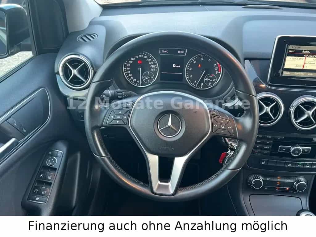 Mercedes-Benz B 180 B-Klasse B 180 Modellpflege Top Zustand 11/2014-photo-15