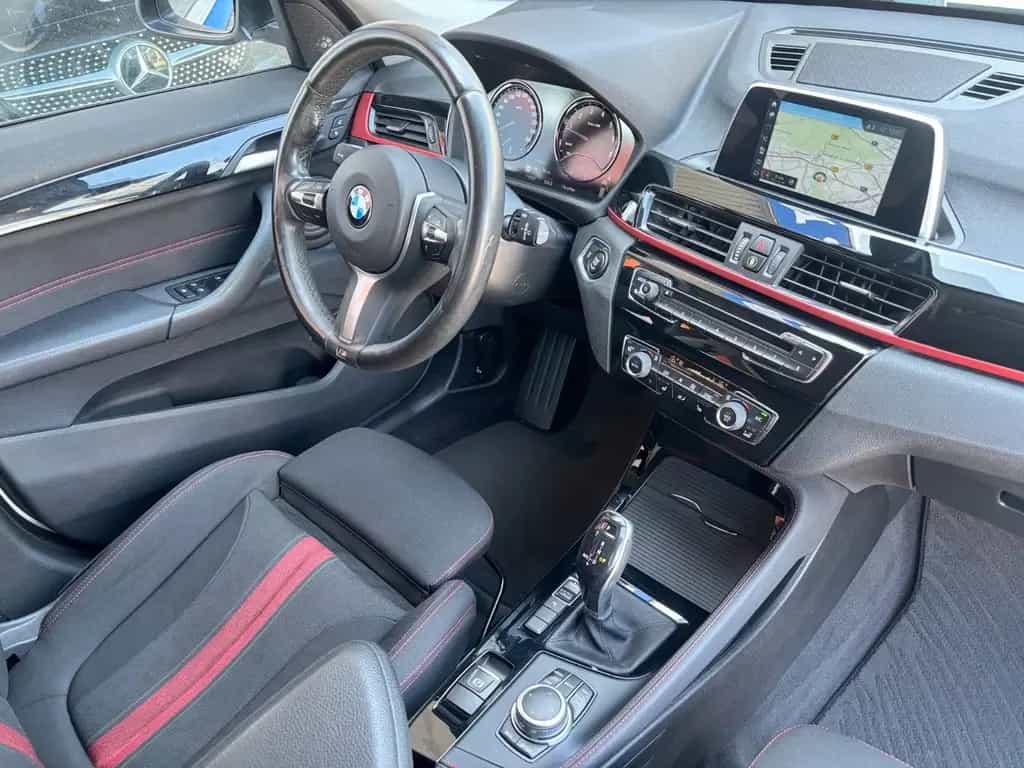 BMW X1 sDrive 20 i Sport Line*Navi*LED*Carplay*19" 05/2018-photo-21