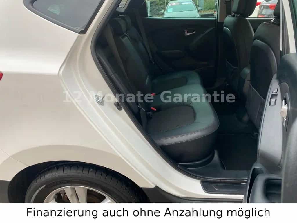 Hyundai ix35 1.6 5 Star Edition 2WD 1 Hand 11/2012-photo-12