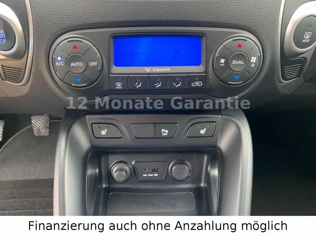 Hyundai ix35 1.6 5 Star Edition 2WD 1 Hand 11/2012-photo-19