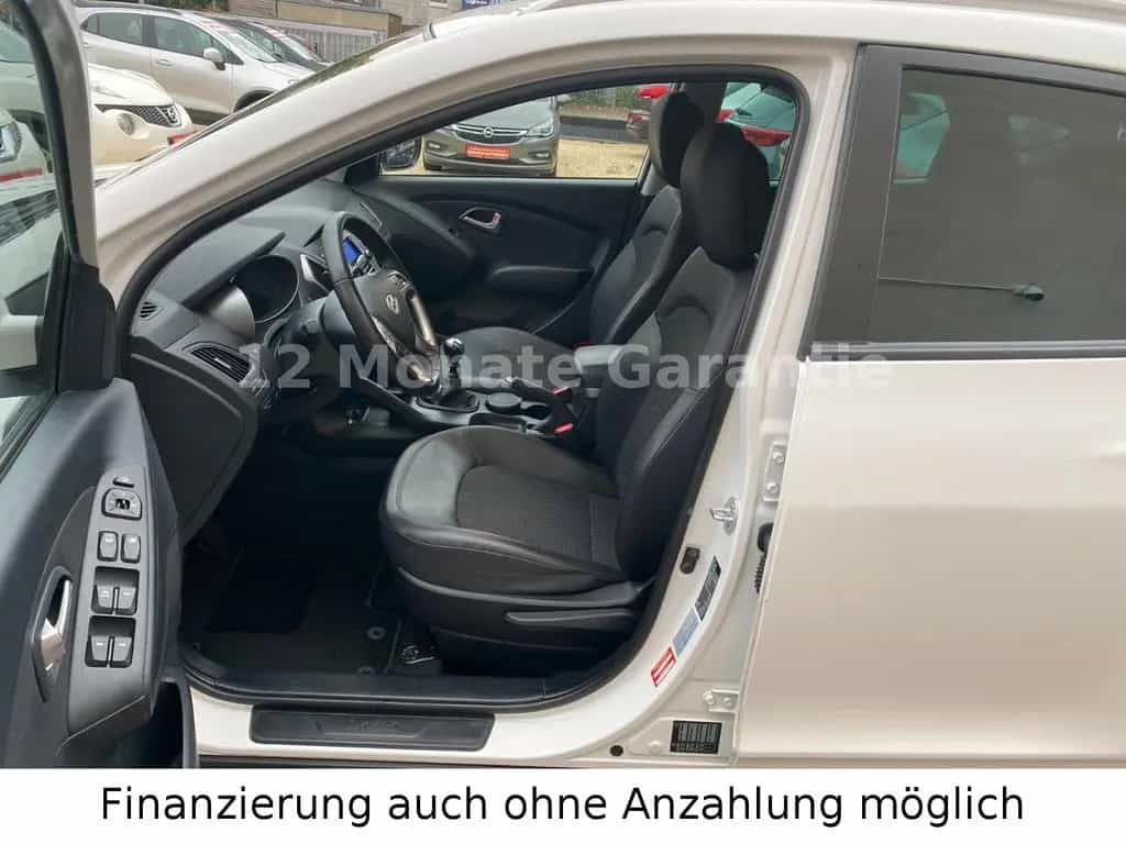 Hyundai ix35 1.6 5 Star Edition 2WD 1 Hand 11/2012-photo-9