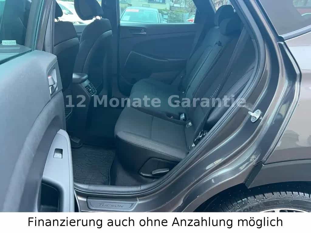 Hyundai TUCSON 1.6TGDI Passion 2WD Automatik Navi Kamera 06/2018-photo-11