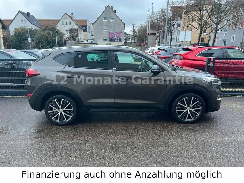 Hyundai TUCSON 1.6TGDI Passion 2WD Automatik Navi Kamera 06/2018-photo-4
