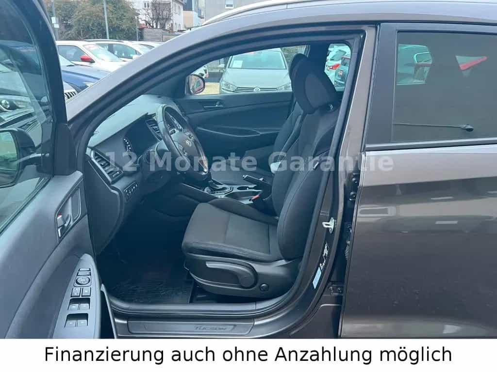 Hyundai TUCSON 1.6TGDI Passion 2WD Automatik Navi Kamera 06/2018-photo-9