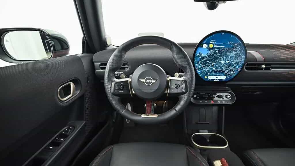 MINI John Cooper Works Cabrio 04/2025-photo-11