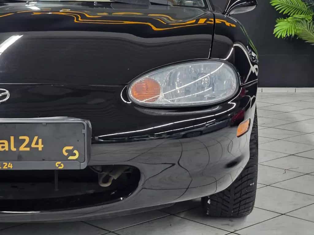 Mazda MX-5 1.6i*ROADSTER*LEDER*ALLWETTERREIFEN*67TKM* 11/2000-photo-10