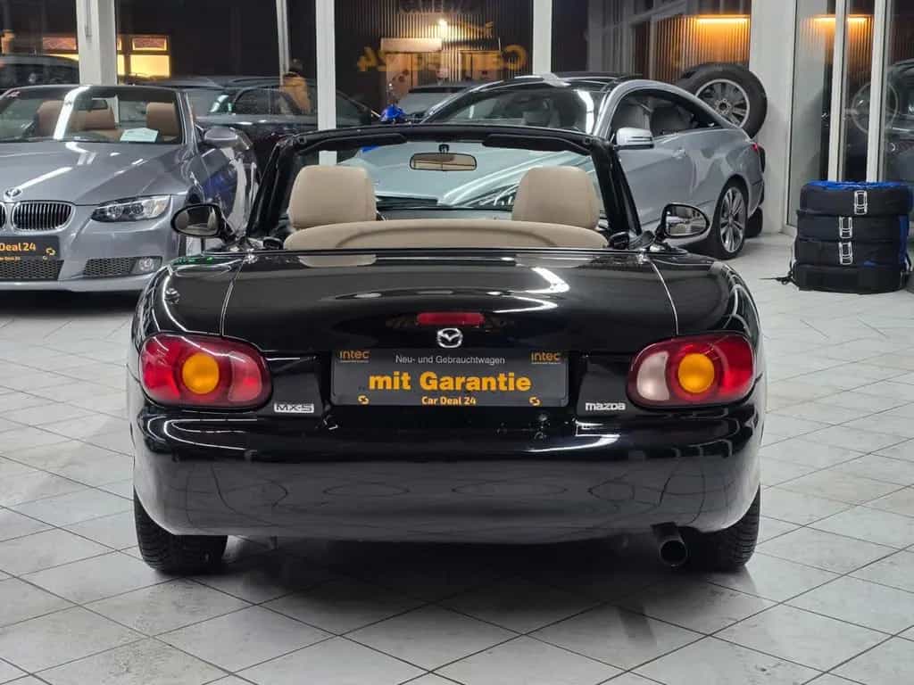 Mazda MX-5 1.6i*ROADSTER*LEDER*ALLWETTERREIFEN*67TKM* 11/2000-photo-6