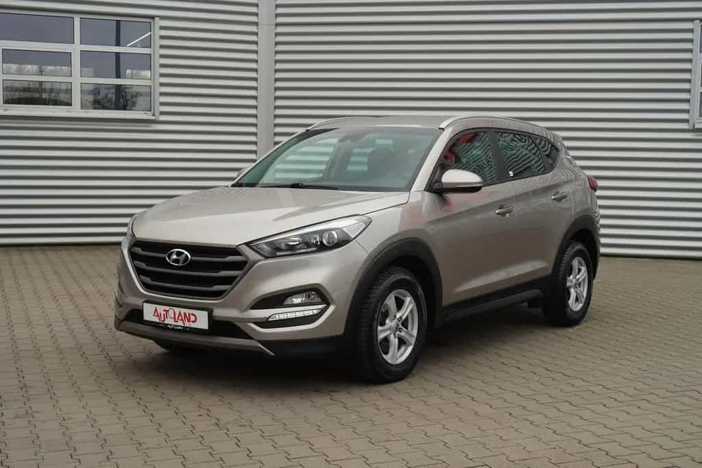 Hyundai TUCSON 1.6 T-GDI Intro Edition 4WD Navi Kamera 06/2016-photo-1