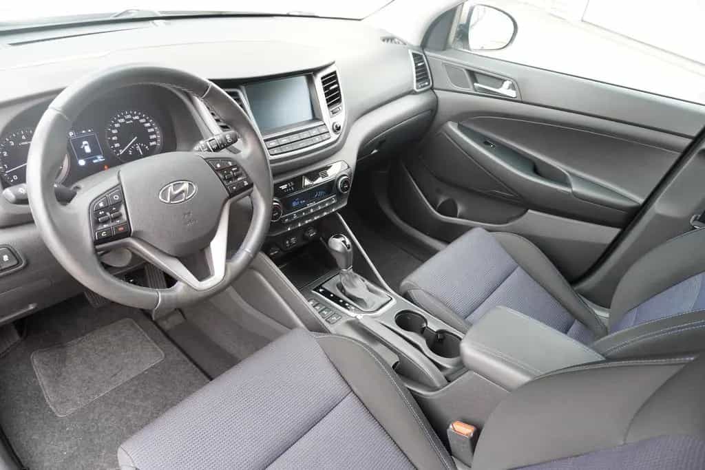 Hyundai TUCSON 1.6 T-GDI Intro Edition 4WD Navi Kamera 06/2016-photo-10