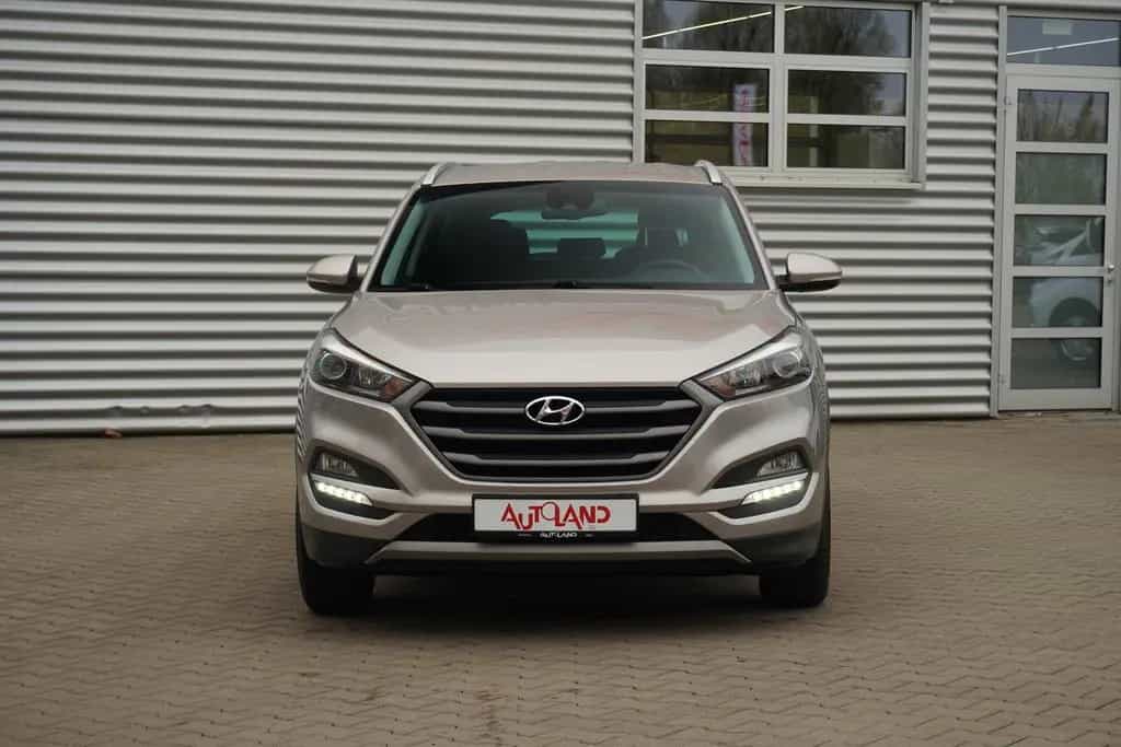 Hyundai TUCSON 1.6 T-GDI Intro Edition 4WD Navi Kamera 06/2016-photo-2