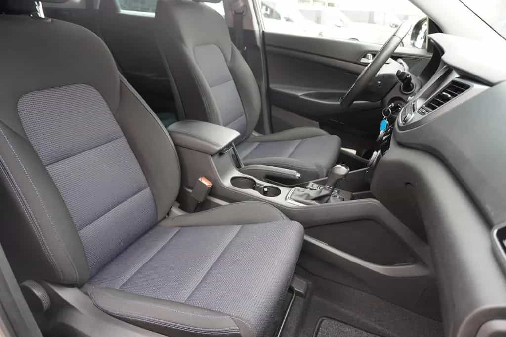 Hyundai TUCSON 1.6 T-GDI Intro Edition 4WD Navi Kamera 06/2016-photo-28