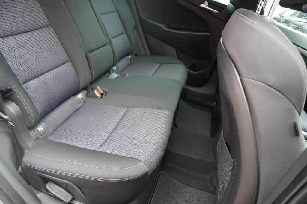 Hyundai TUCSON 1.6 T-GDI Intro Edition 4WD Navi Kamera 06/2016-photo-29
