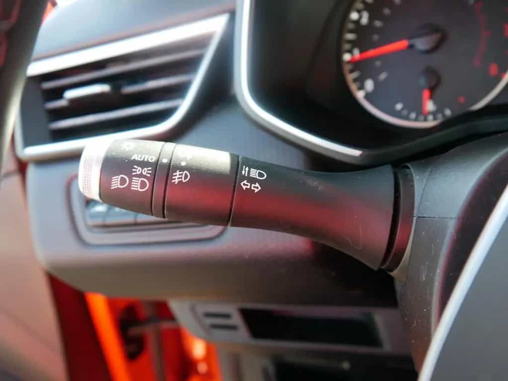 Renault Clio 1.0 TCE Experience Keyless-Go Sitzheizung 12/2020-photo-27