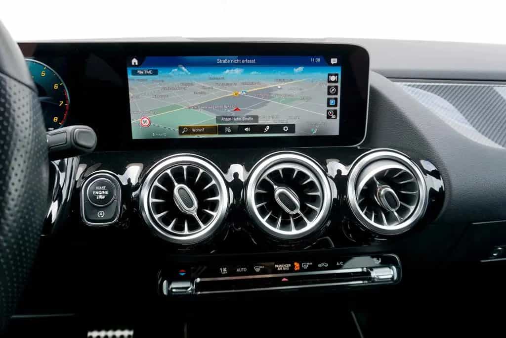 Mercedes-Benz B 250 4M AMG-Line~Navi~MBux~LED~NightP~CarPl~DAB 04/2019-photo-16