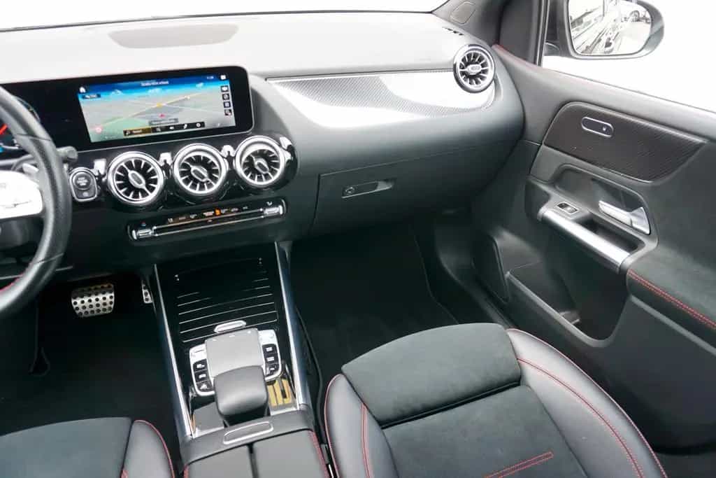 Mercedes-Benz B 250 4M AMG-Line~Navi~MBux~LED~NightP~CarPl~DAB 04/2019-photo-18