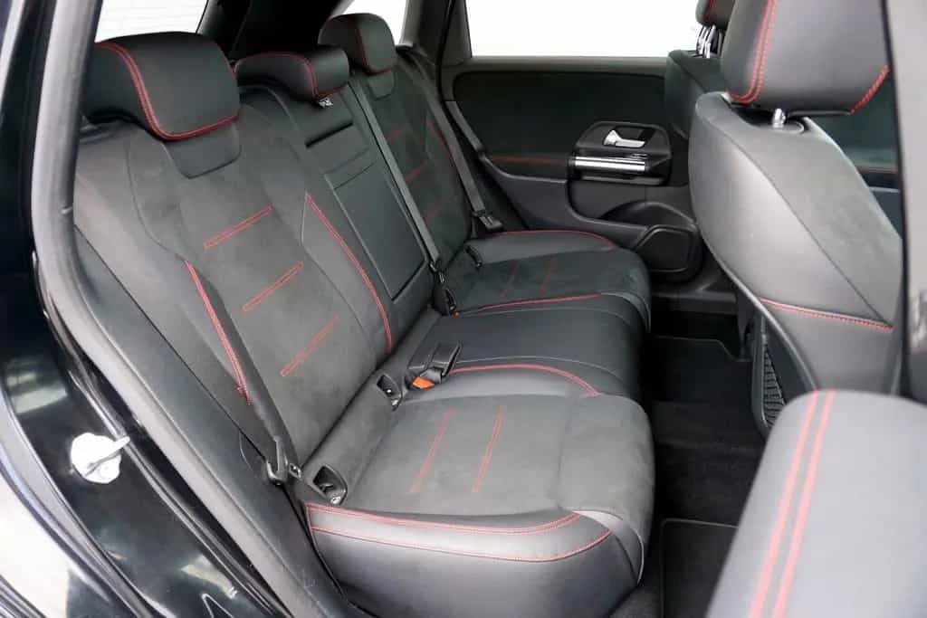 Mercedes-Benz B 250 4M AMG-Line~Navi~MBux~LED~NightP~CarPl~DAB 04/2019-photo-25