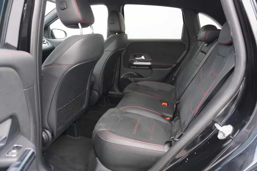 Mercedes-Benz B 250 4M AMG-Line~Navi~MBux~LED~NightP~CarPl~DAB 04/2019-photo-27