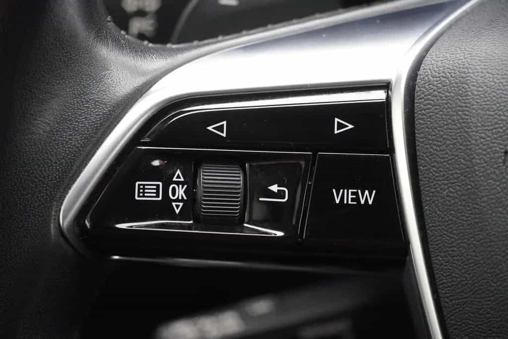 Audi A6 Avant 50 TDI quattro S-Line LED ACC AHK 360° 07/2020-photo-17