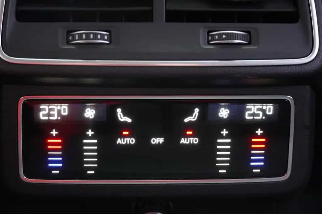 Audi A6 Avant 50 TDI quattro S-Line LED ACC AHK 360° 07/2020-photo-26