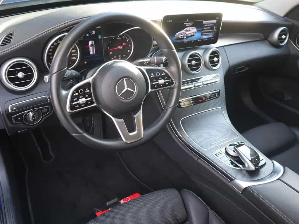Mercedes-Benz C-Class T-Modell AMG Line LED Navi Panorama AHK 07/2018-photo-8