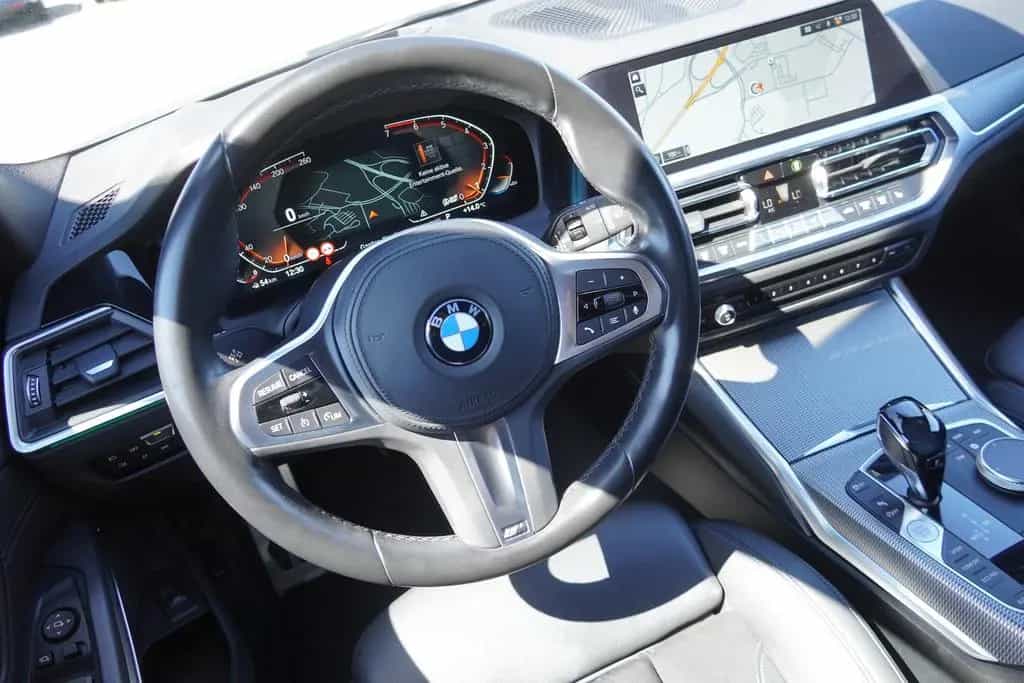 BMW 318 i M Sport LED Navi AHK Tempomat Sitzheizung 11/2020-photo-11