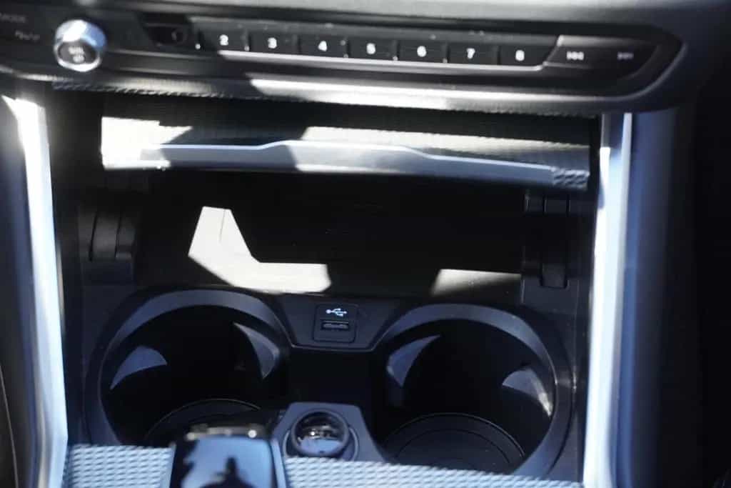 BMW 318 i M Sport LED Navi AHK Tempomat Sitzheizung 11/2020-photo-19