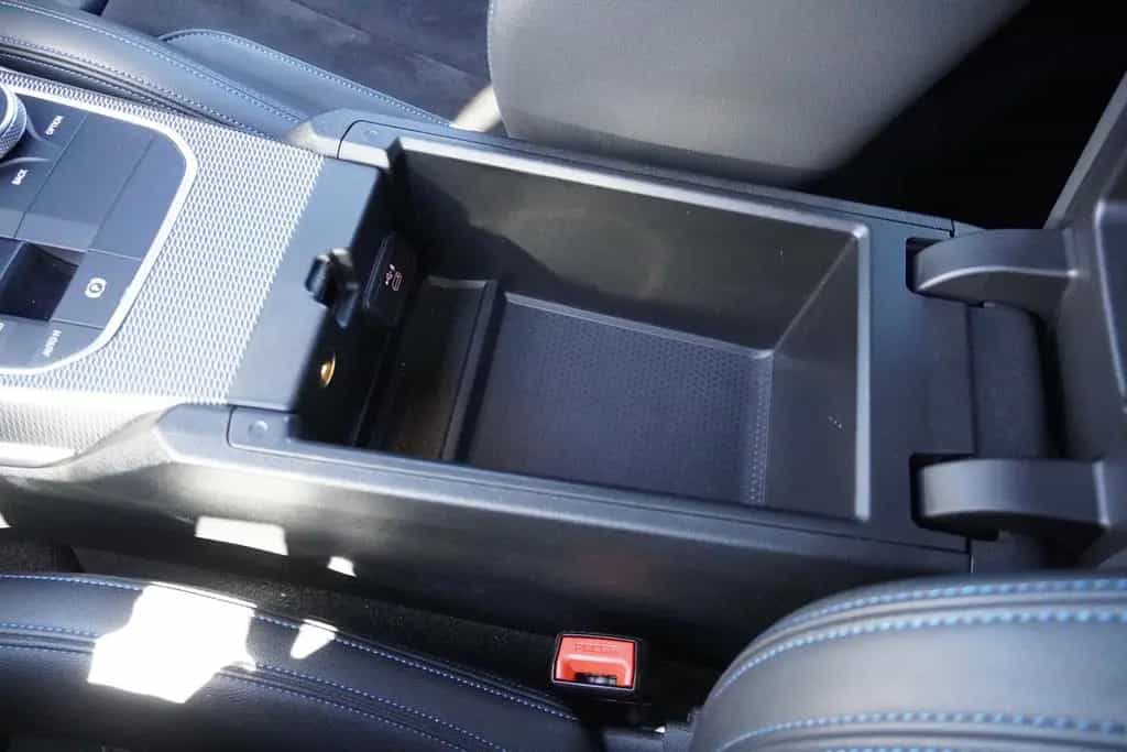 BMW 318 i M Sport LED Navi AHK Tempomat Sitzheizung 11/2020-photo-22
