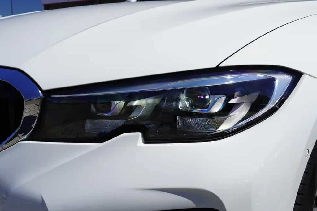 BMW 318 i M Sport LED Navi AHK Tempomat Sitzheizung 11/2020-photo-43