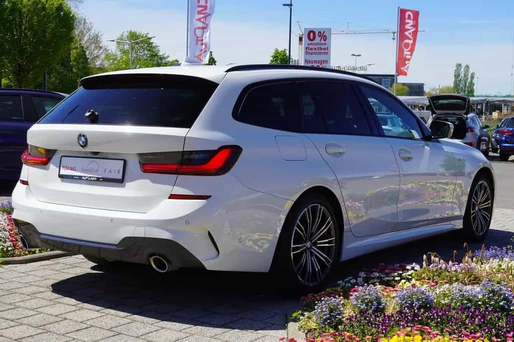 BMW 318 i M Sport LED Navi AHK Tempomat Sitzheizung 11/2020-photo-7