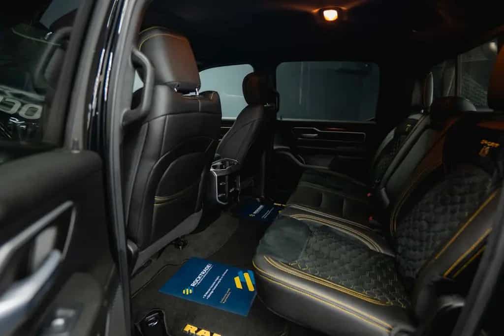 Dodge RAM 5.7 V8 GOLD EDITION OFFROAD 4x4 UNFALLFREI 09/2023-photo-38