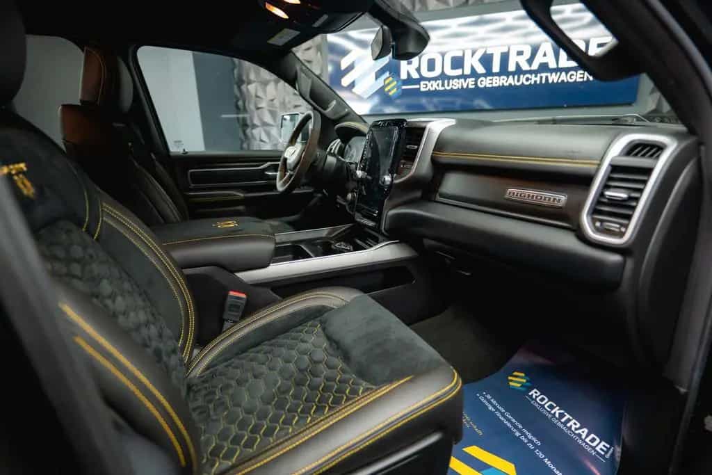 Dodge RAM 5.7 V8 GOLD EDITION OFFROAD 4x4 UNFALLFREI 09/2023-photo-44