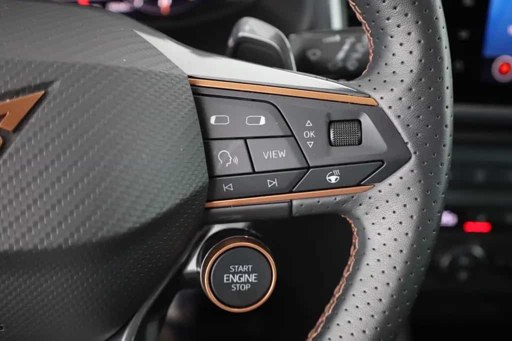 Cupra Ateca 2.0 TSI DSG VZ 4Drive LED 360° Sitzheizung 06/2024-photo-16