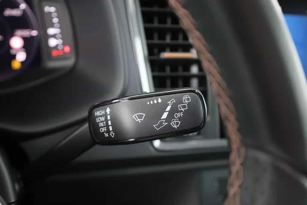 Cupra Ateca 2.0 TSI DSG VZ 4Drive LED 360° Sitzheizung 06/2024-photo-19