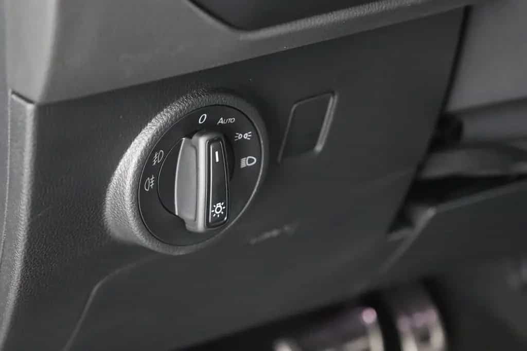 Cupra Ateca 2.0 TSI DSG VZ 4Drive LED 360° Sitzheizung 06/2024-photo-20