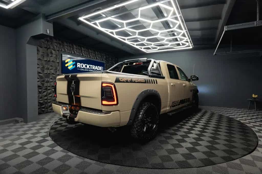 Dodge RAM 5.7 V8 HEMI 4x4 Offroad Night LONGBED *LPG* 07/2023-photo-14