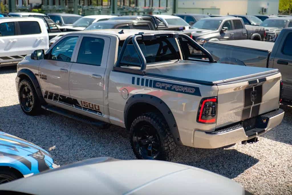 Dodge RAM 5.7 V8 HEMI 4x4 Offroad Night LONGBED *LPG* 07/2023-photo-25