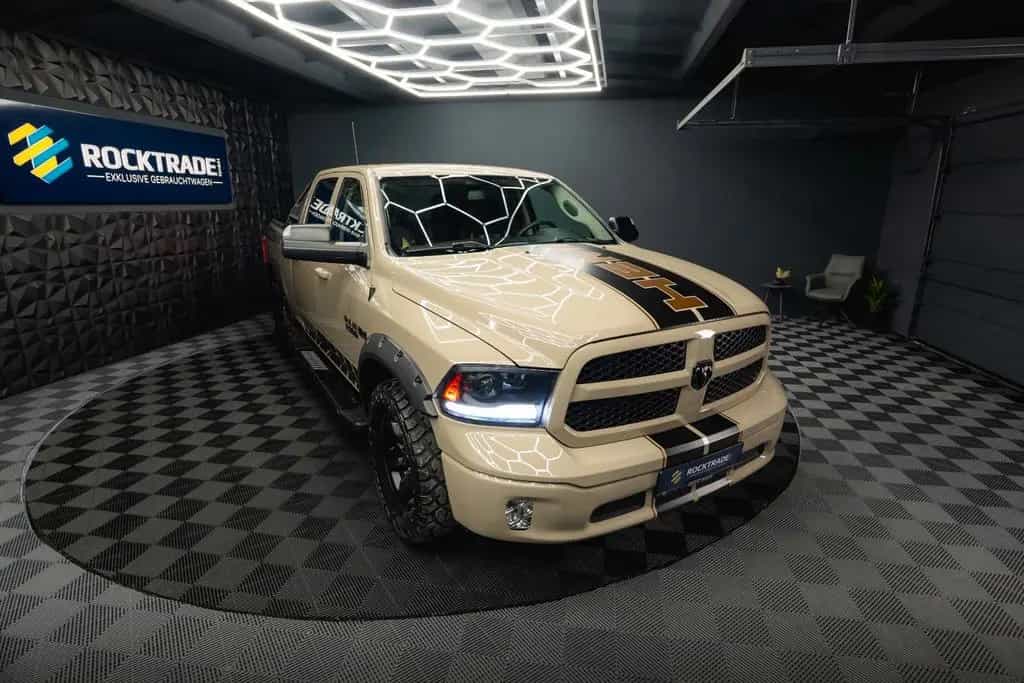 Dodge RAM 5.7 V8 HEMI 4x4 Offroad Night LONGBED *LPG* 07/2023-photo-6