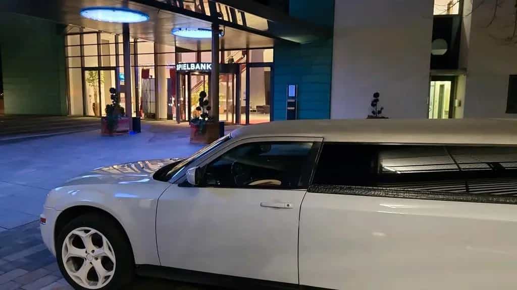 Chrysler 300C Stretchlimousine 06/2007-photo-1