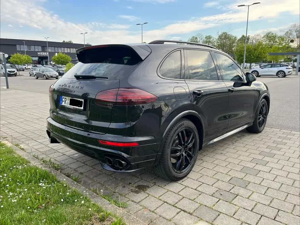 Porsche Cayenne GTS | 440 PS | Sport & Luxus in 01/2016-photo-2