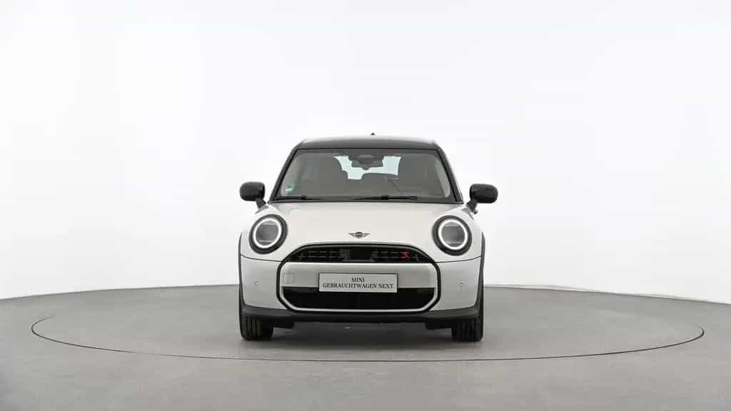 MINI Cooper S 5-Türer 11/2024-photo-2