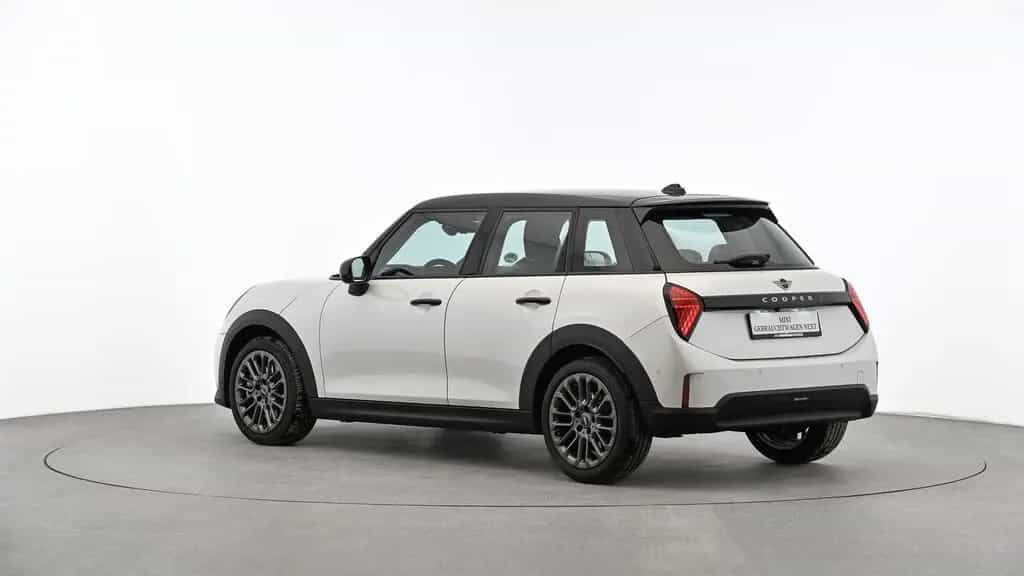 MINI Cooper S 5-Türer 11/2024-photo-7