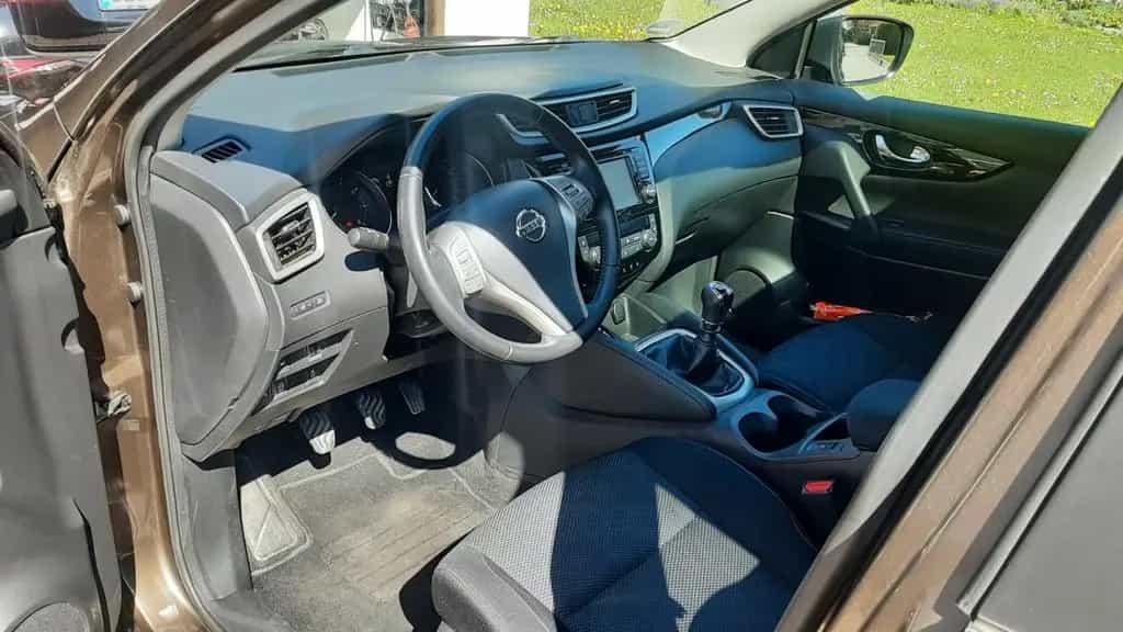 Nissan Qashqai 1.6 04/2016-photo-4