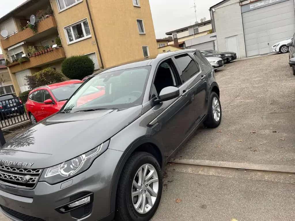 Land Rover Discovery Sport SE AWD Neuwertig org. 31 Tkm Pan 05/2019-photo-2