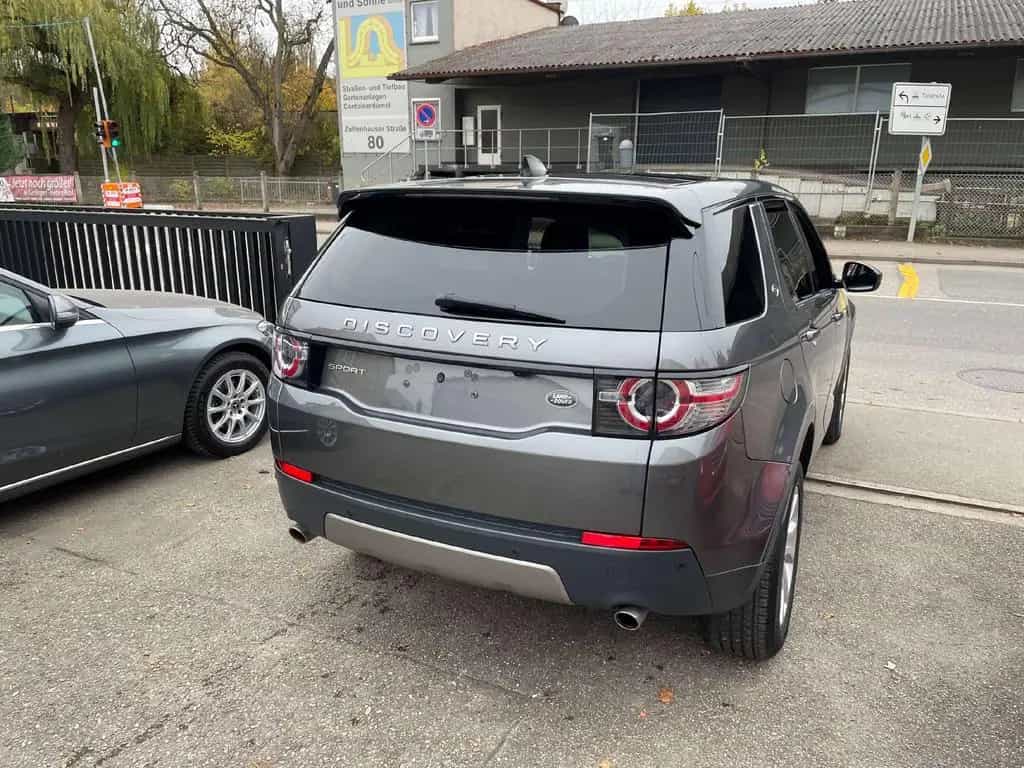 Land Rover Discovery Sport SE AWD Neuwertig org. 31 Tkm Pan 05/2019-photo-4
