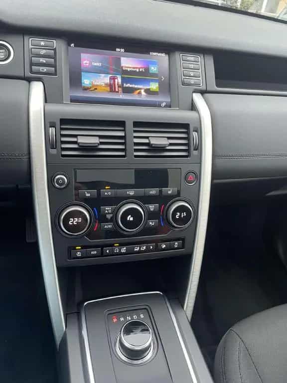 Land Rover Discovery Sport SE AWD Neuwertig org. 31 Tkm Pan 05/2019-photo-6