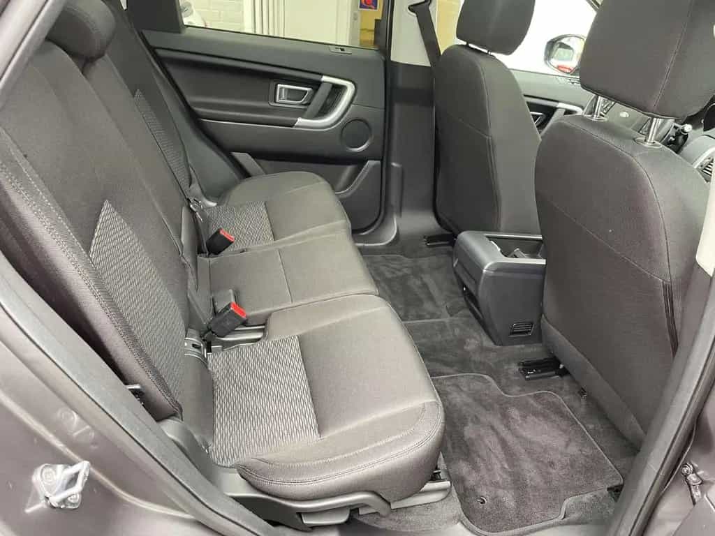 Land Rover Discovery Sport SE AWD Neuwertig org. 31 Tkm Pan 05/2019-photo-8