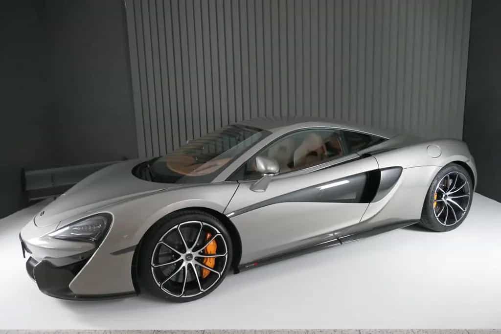 McLaren 570S 3.8 V8 Coupé - Lift/B&O/Reifen+Service neu 08/2016-photo-10