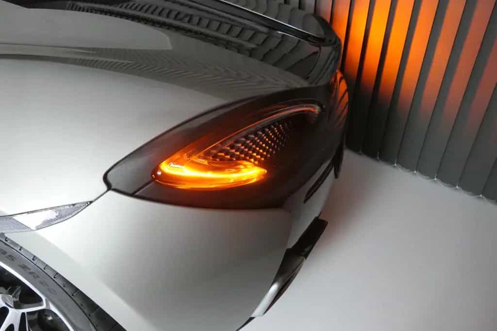 McLaren 570S 3.8 V8 Coupé - Lift/B&O/Reifen+Service neu 08/2016-photo-18