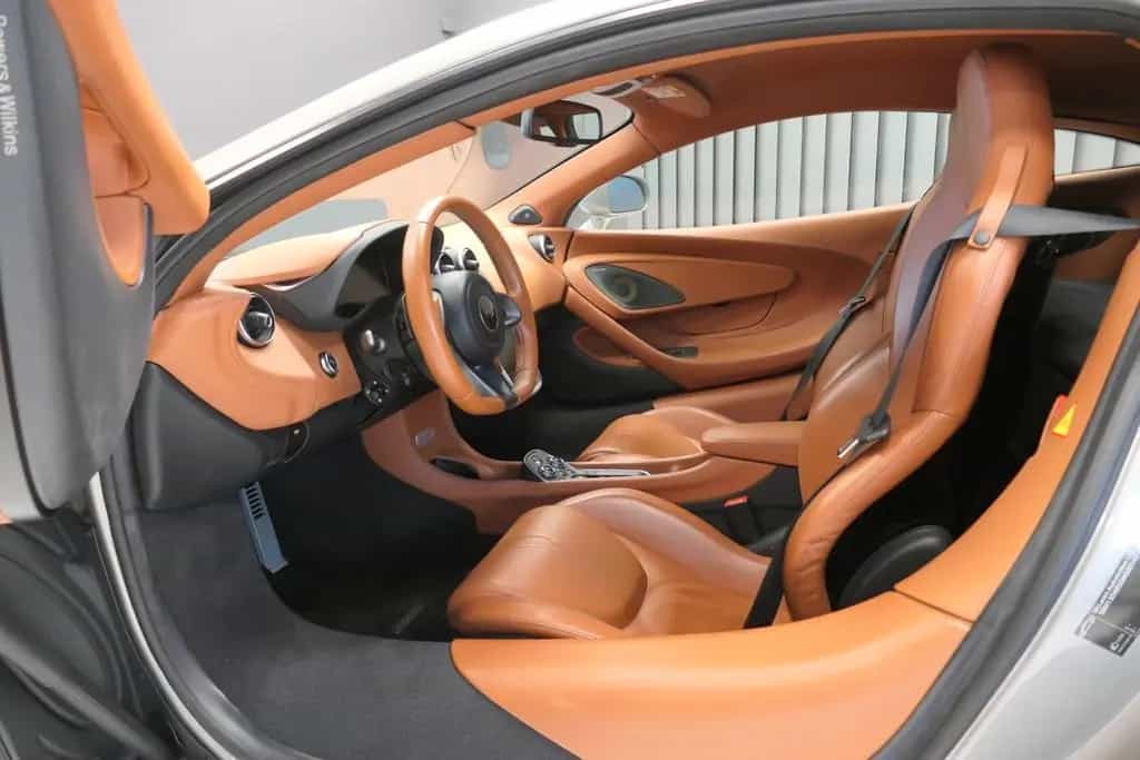 McLaren 570S 3.8 V8 Coupé - Lift/B&O/Reifen+Service neu 08/2016-photo-29